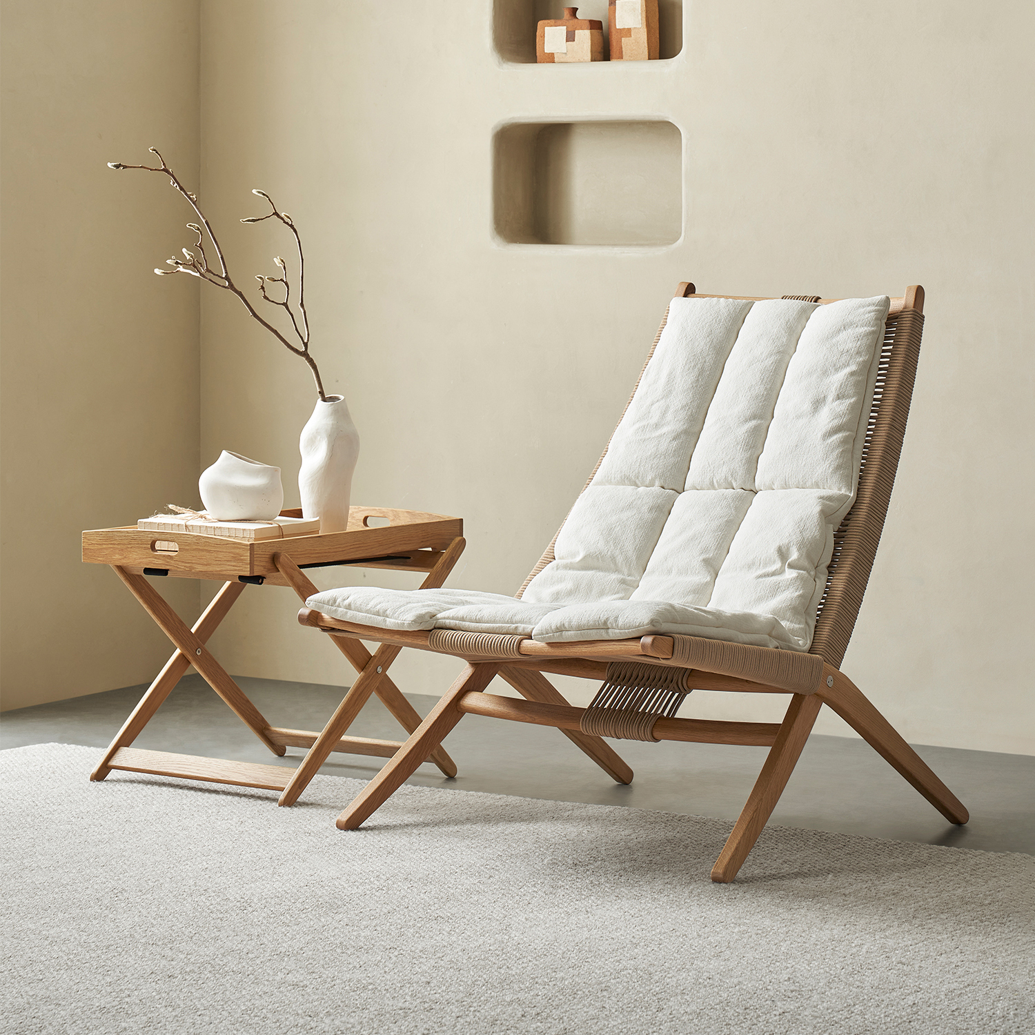 Everos Recliner Chair Scandinavian Minimalist Solid Wood Lounge Chair
