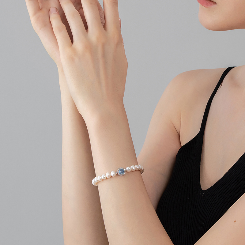 AAAA Akoya Sapphire Crystal Pearl Bracelet