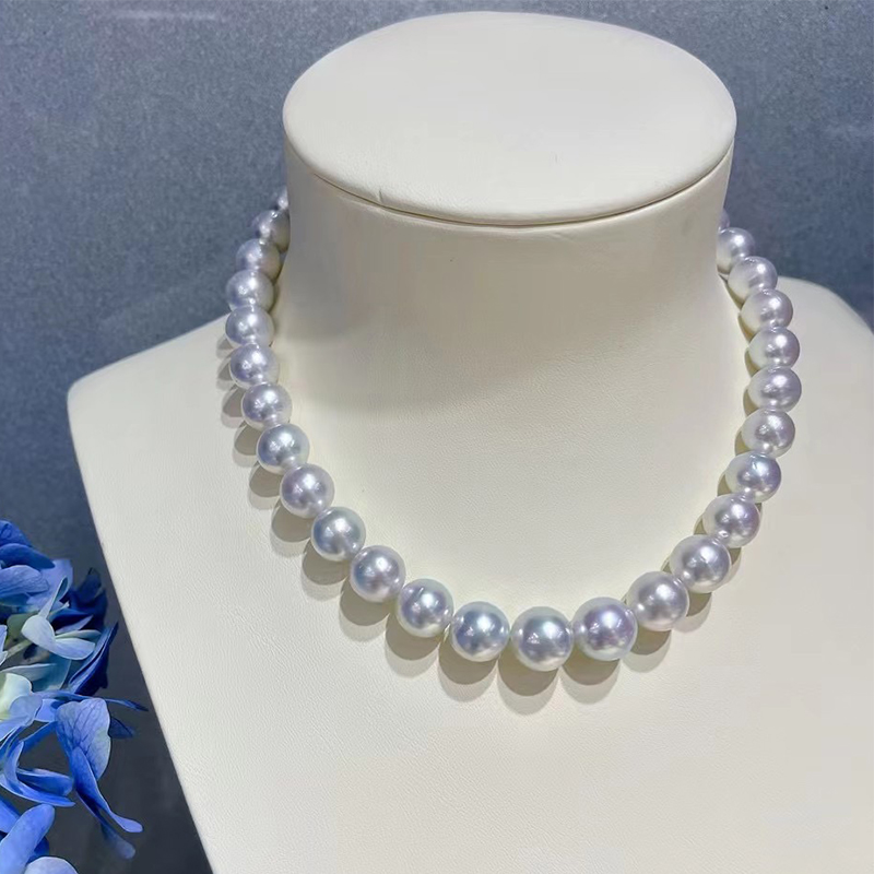 AAA White Venus South Sea Pearl Necklace High-Luster