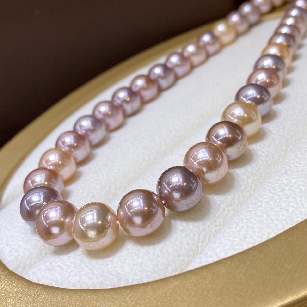 9.5-10.5mm High Gloss Colored Japanese Pearl Necklace - AAA Quality