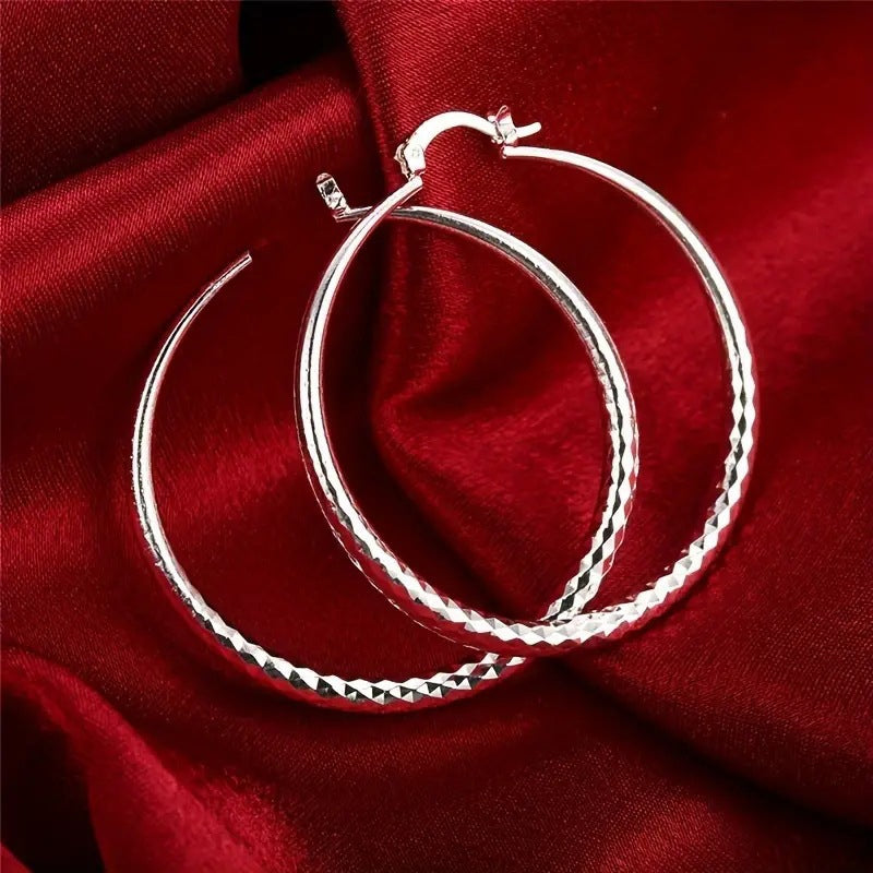 🎉BUY 1 GET 1 FREE(2 Pairs)🎁Diamond-Cut Hoop Earrings for Women – Elegant, Sparkling 💎