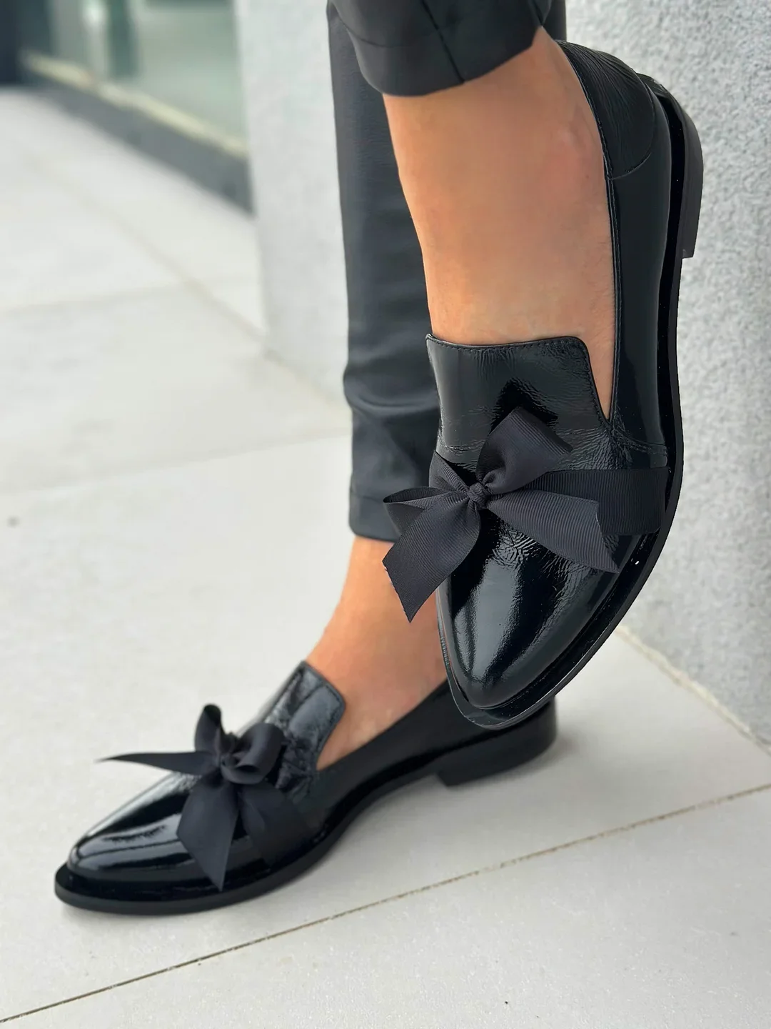 2023 Nowe damskie czarne skórzane buty Gucci®