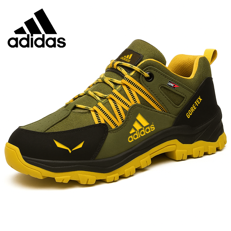 Adidas® žygio batai pagaminti iš vandeniui atsparios ir kvėpuojančios medžiagos.