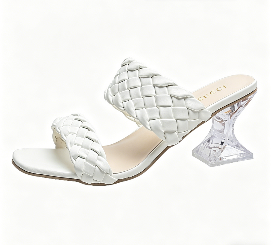 2026 m. nauji moteriški krištolinės odos „Gucci®“ batai