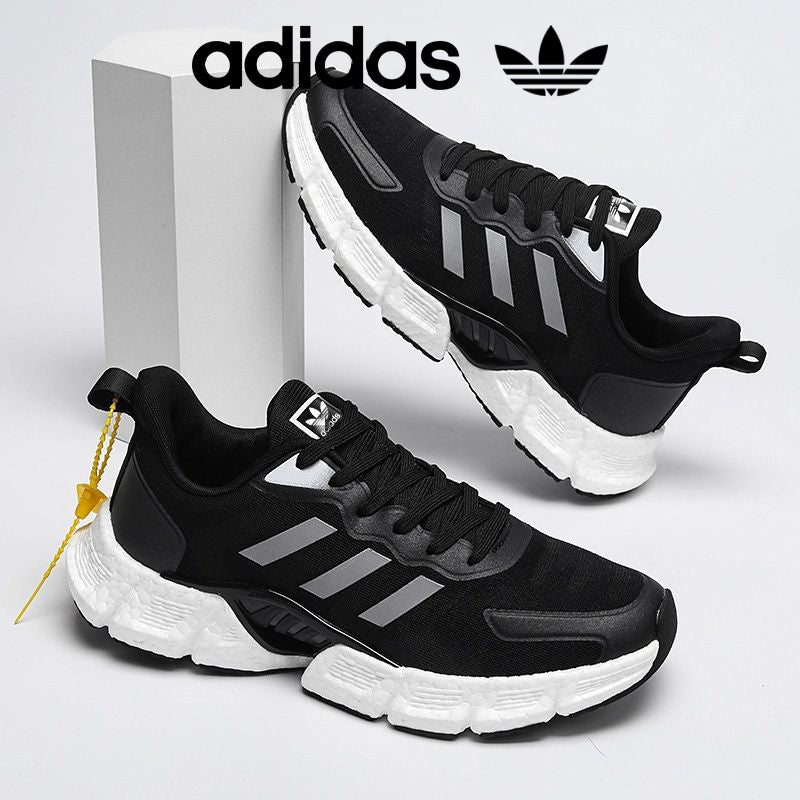 Adidas vyriški batai su minkštu padu ir patogia amortizacija.