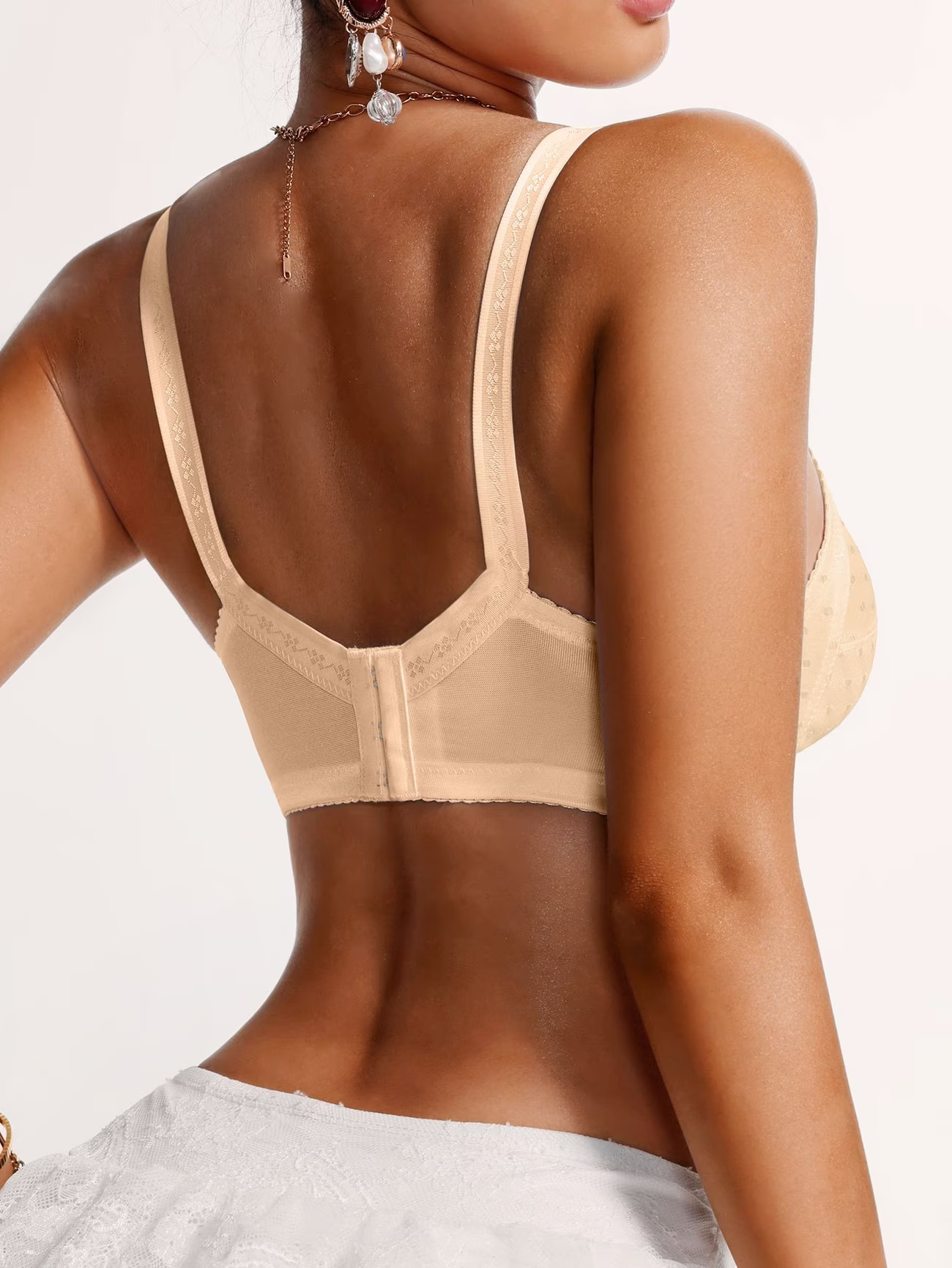 Triumph® 👑4 darabos szett🤍 Plus Size légáteresztő, teljes kosaras, merevítő nélküli melltartó