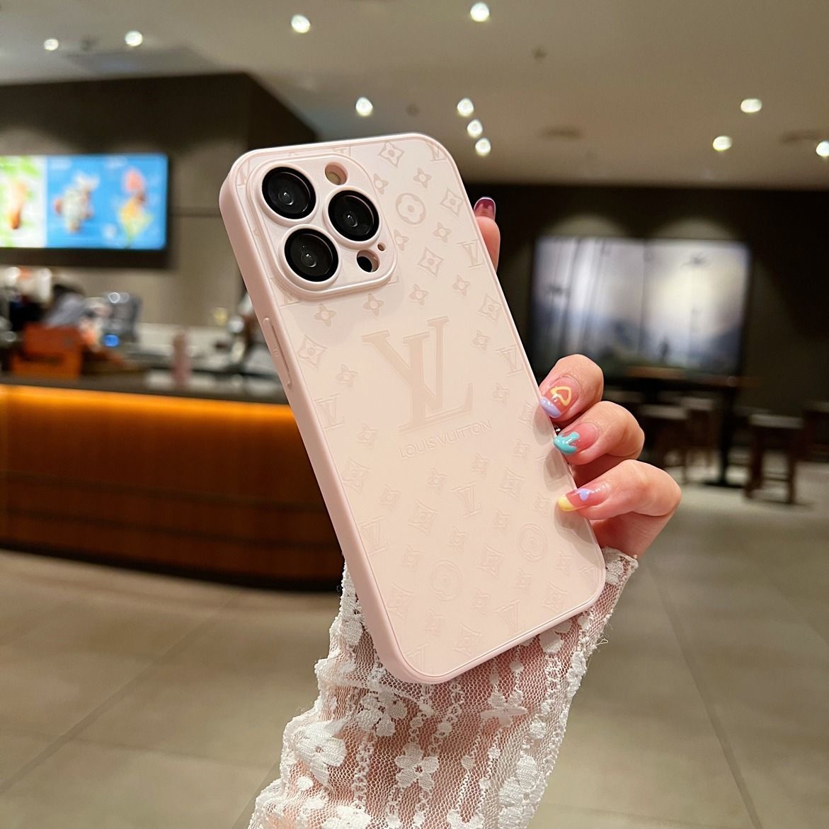 Luksusowe i stylowe etui na iPhone'a 360° z matowego szkła
