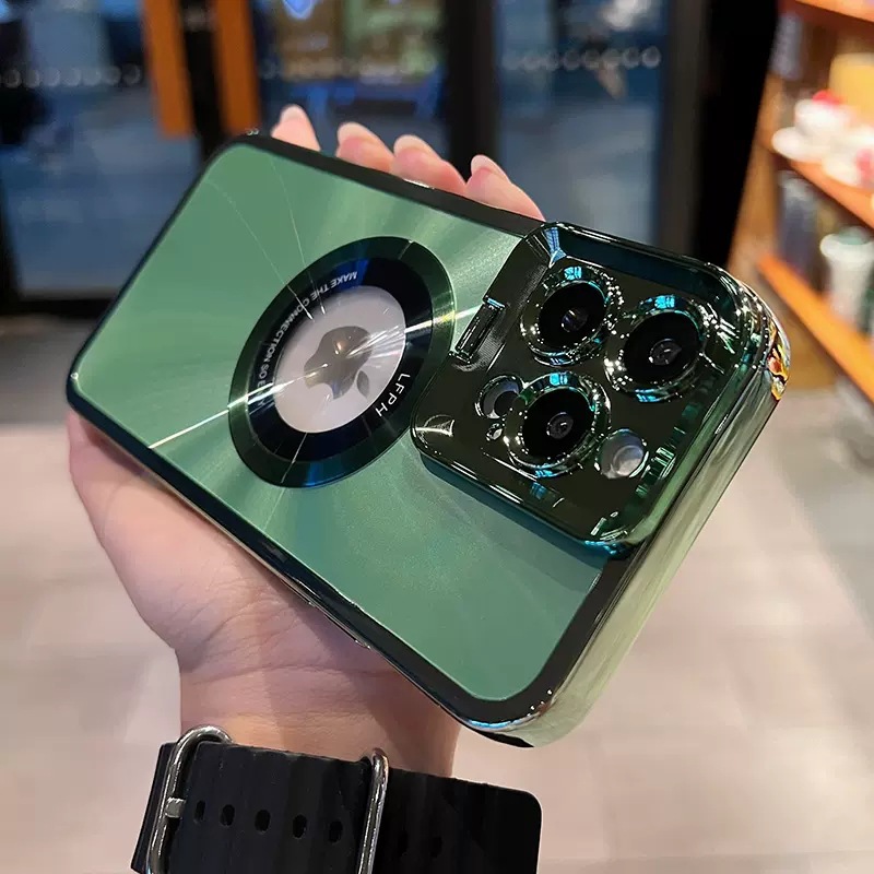 【50 % CENEJE】 Magnetni ovitek za iPhone z nastavkom za objektiv