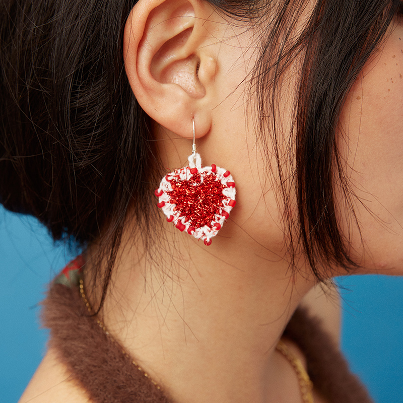 handmade jewelry  unique accessories Vintage love earrings-feeky