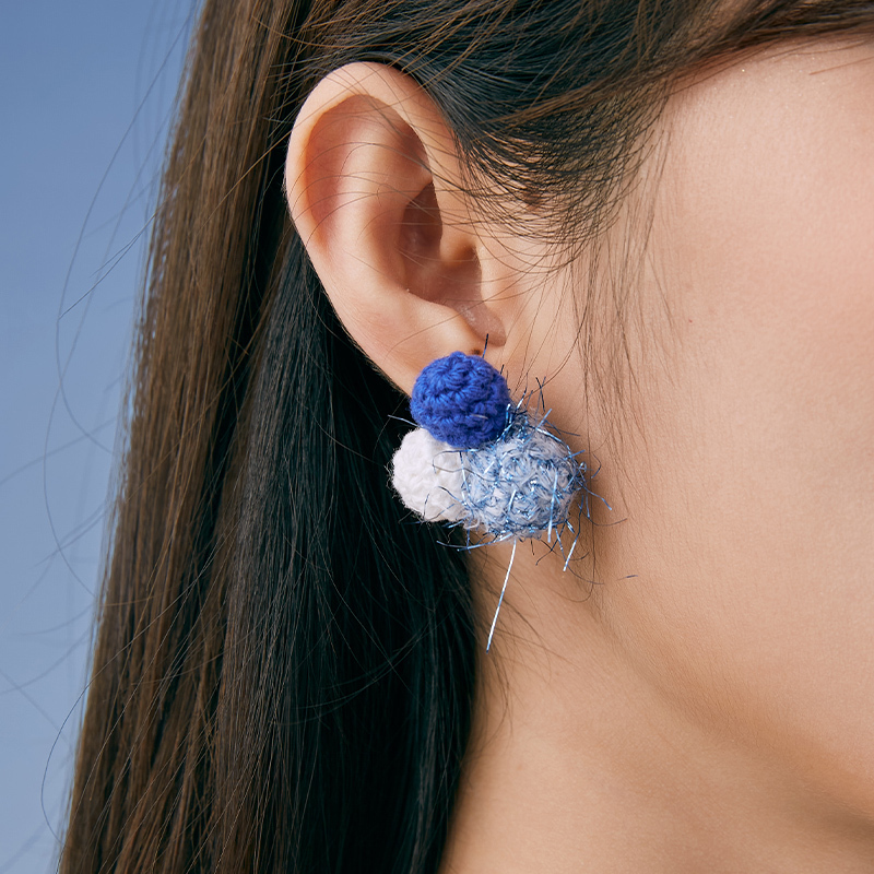 Ball earrings