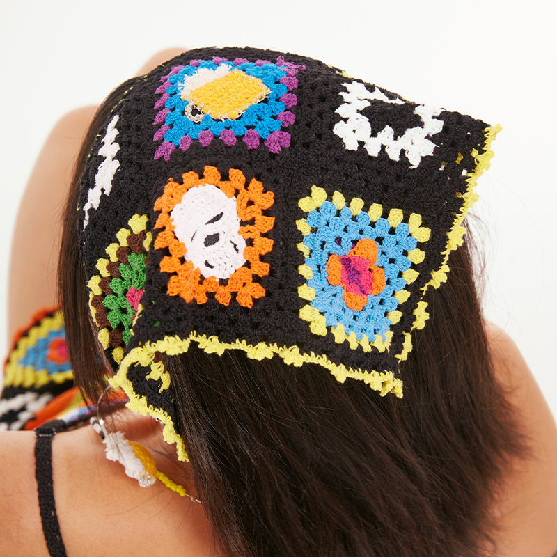 handmade jewelry  unique accessories Triangle scarf-feeky