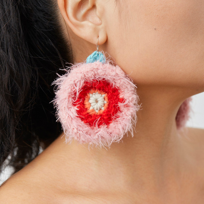 Plush round earrings