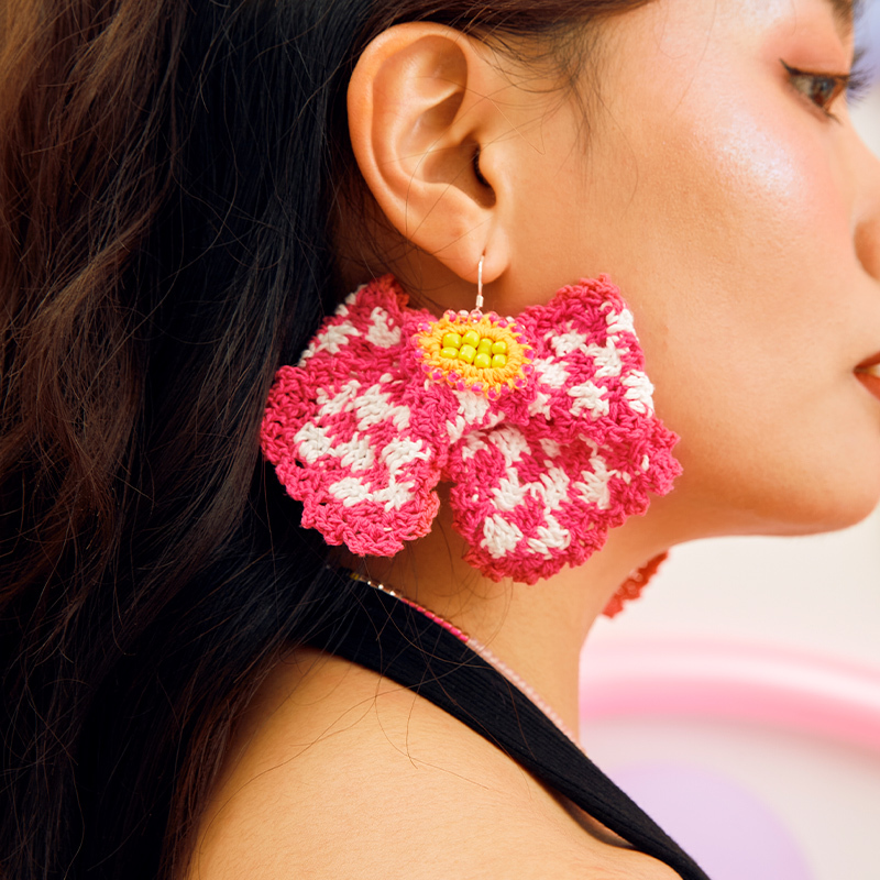 Bow earrings