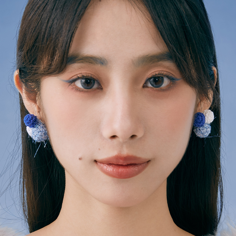Ball earrings