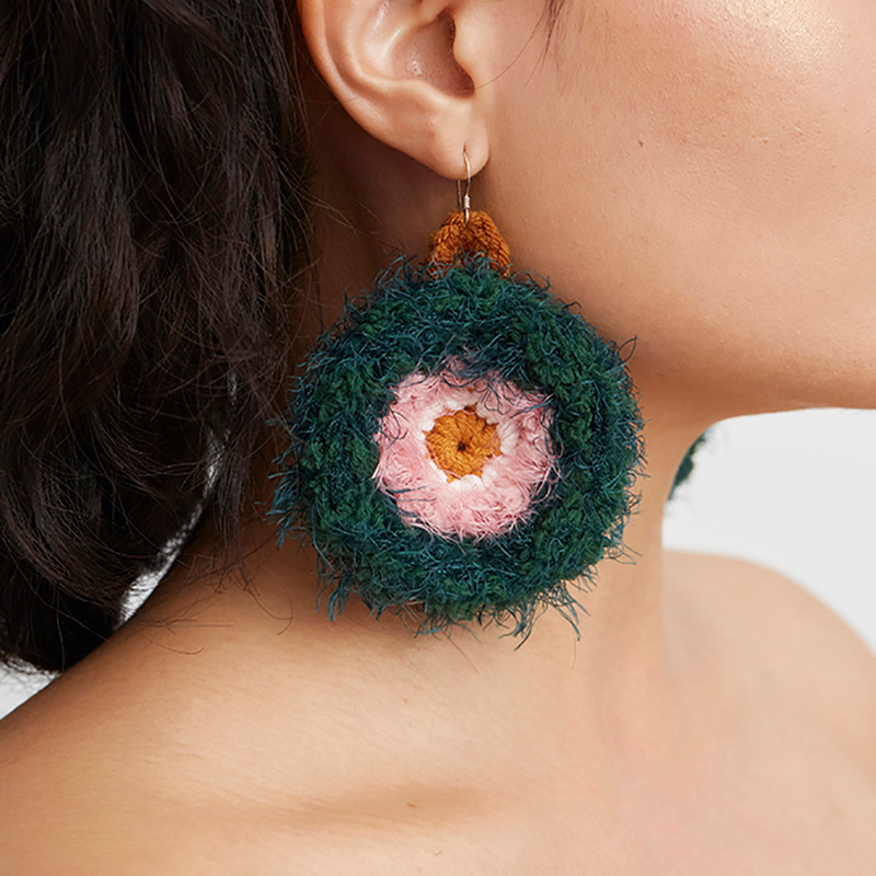 Plush round earrings
