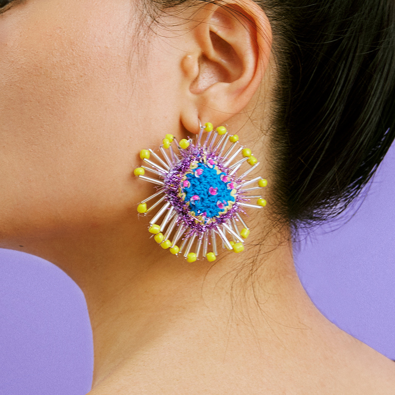 Exploding popping candy earrings