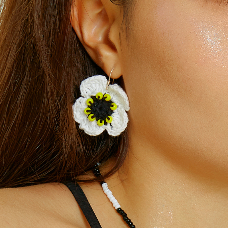 Flower earrings