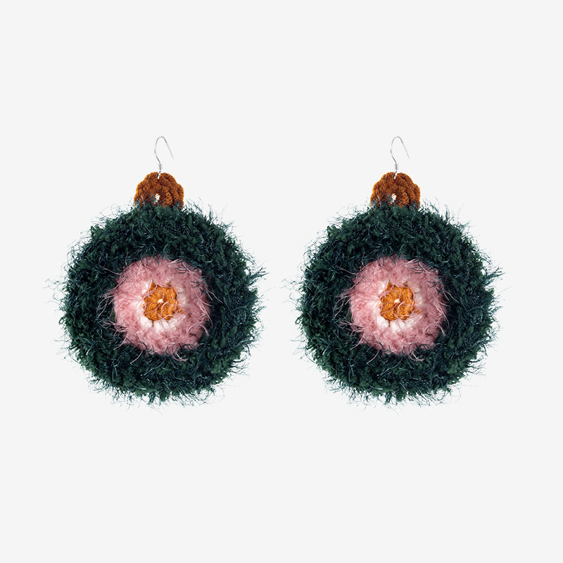 Plush round earrings