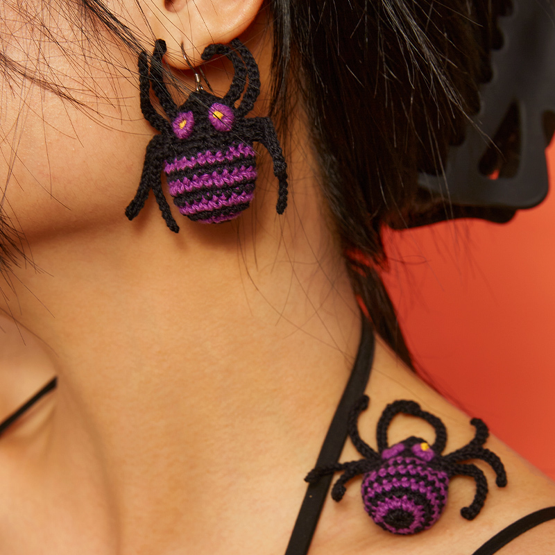 Spider earrings