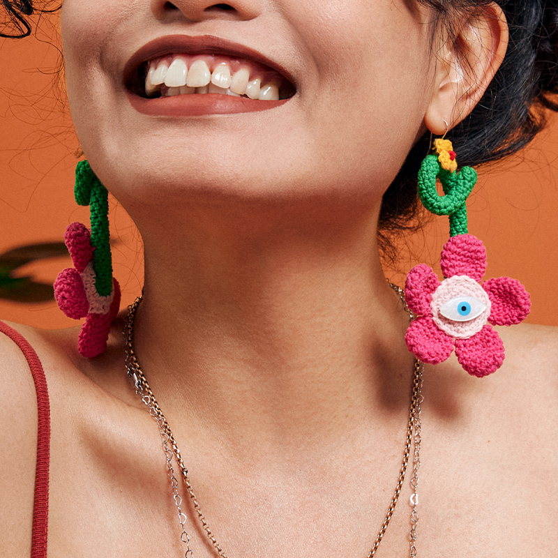 handmade jewelry  unique accessories Flower earrings-feeky