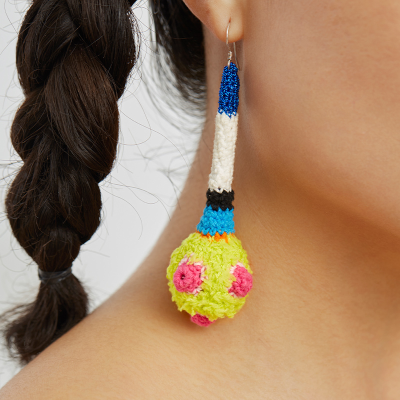 Three-dimensional exaggerated earrings