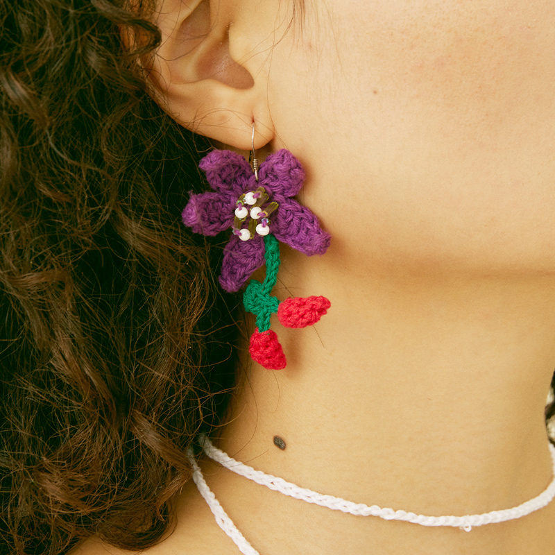 Wolfberry flower earrings