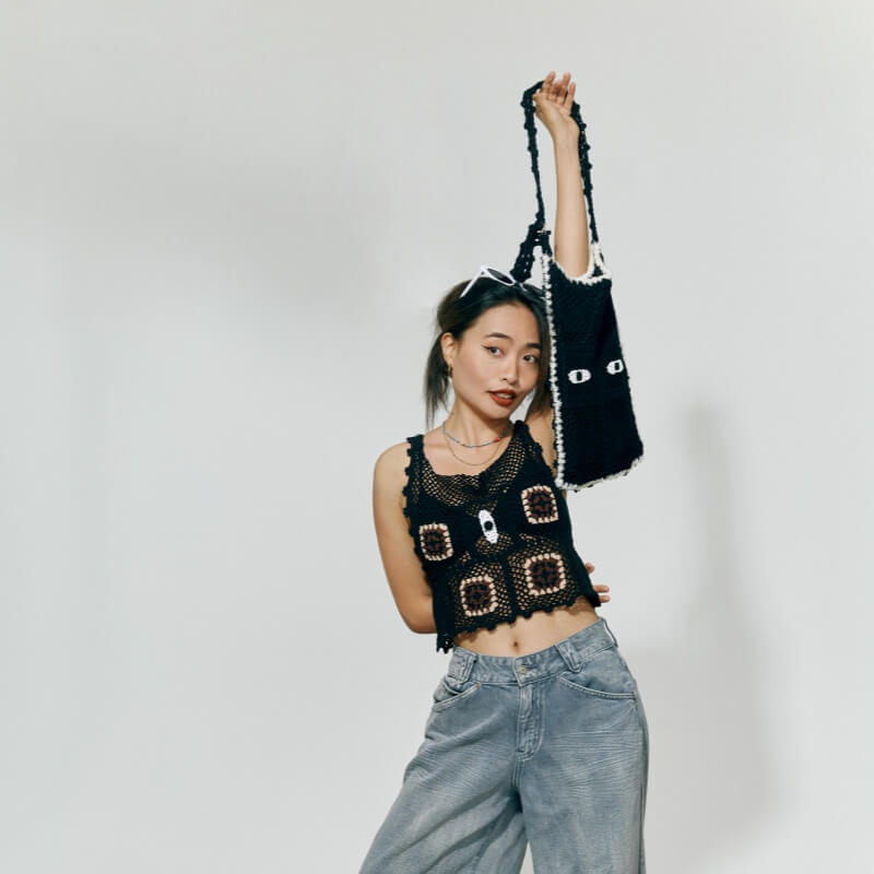 handmade jewelry  unique accessories Lying flat cat bag-feeky