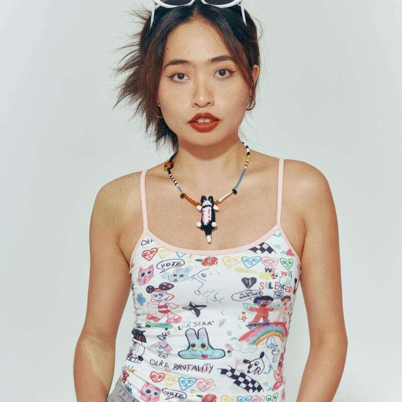 handmade jewelry  unique accessories Lying flat cat necklace-feeky