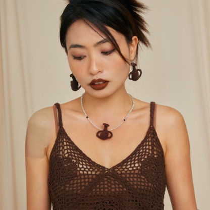 Brown Vase Necklace