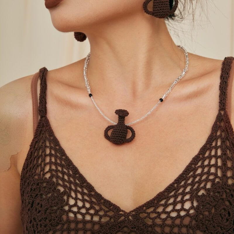 handmade jewelry  unique accessories Brown Vase Necklace-feeky