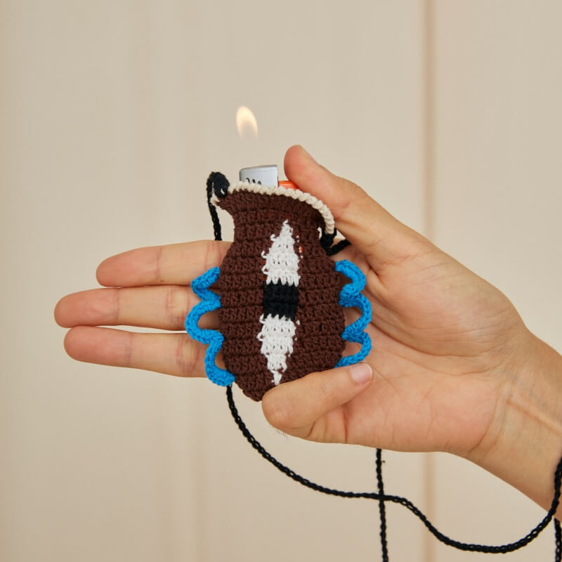 handmade jewelry  unique accessories Eye color matching vase lipstick bag-feeky