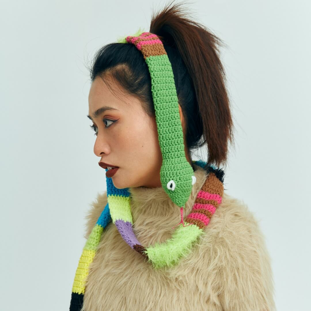 Snake scarf