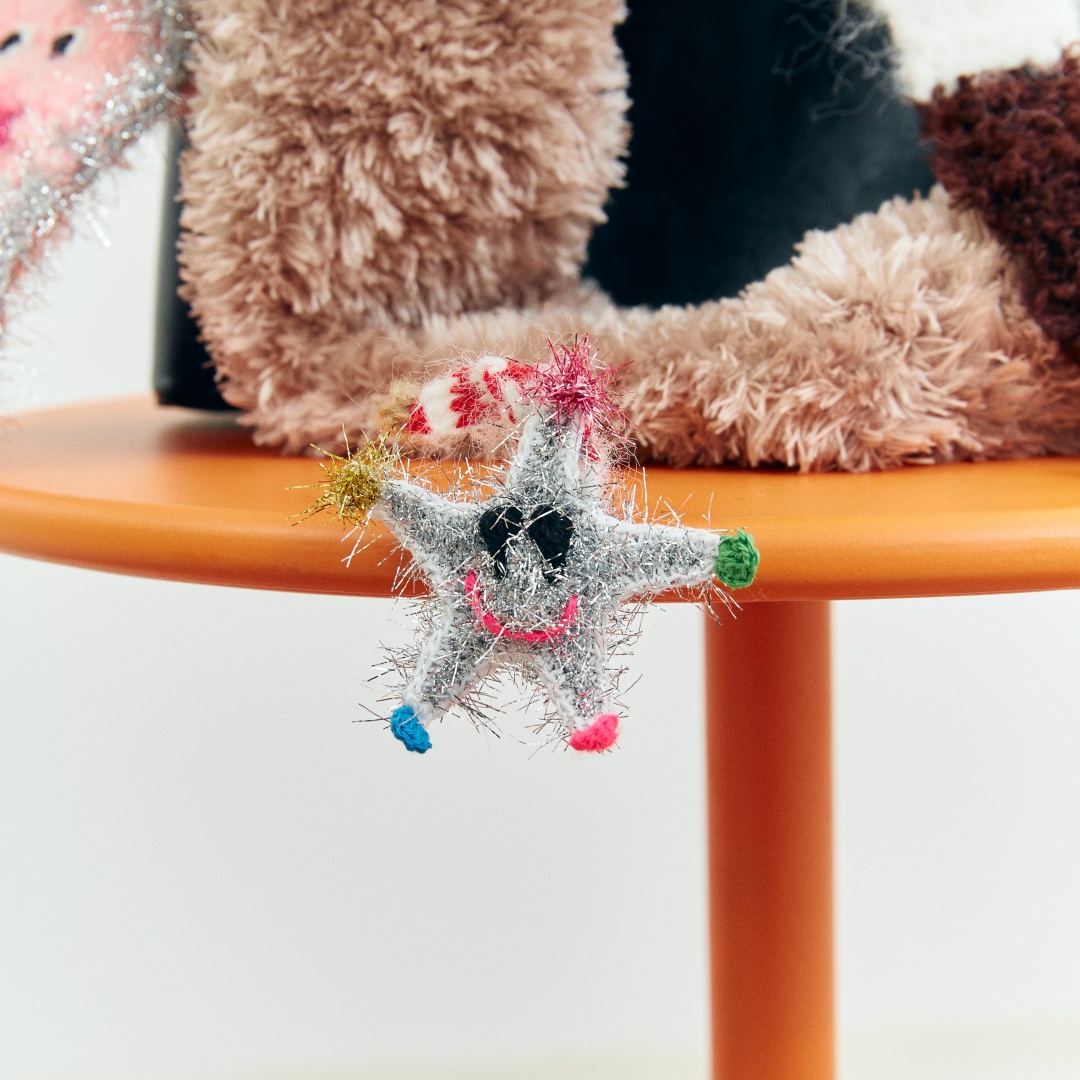 handmade jewelry  unique accessories Star fridge magnet-feeky