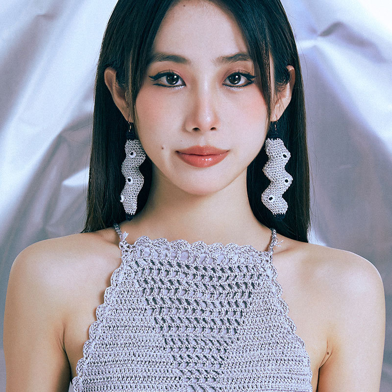 Silver banana earrings-feeky