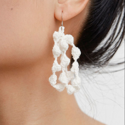 White plush earrings-feeky