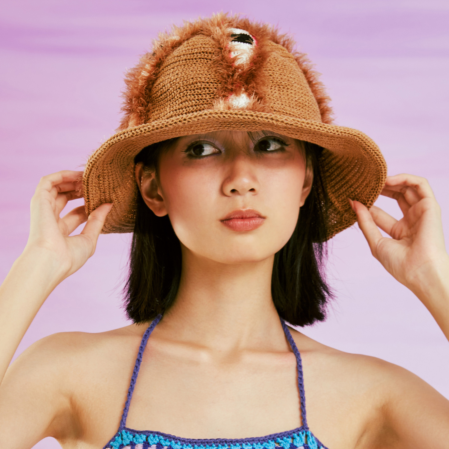 Eye hat-feeky