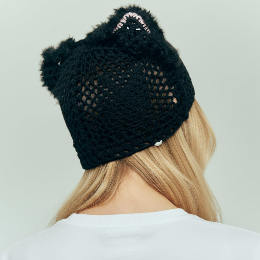 Hollow cat hat