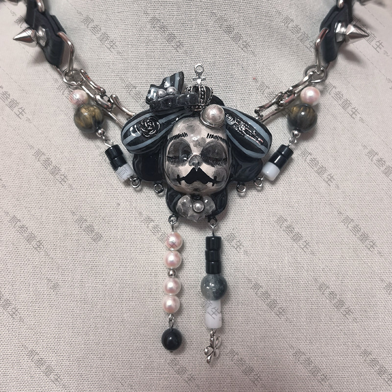🖤✨ Dark Romance Meets Sweet Rebellion | Gothic Statement Necklace