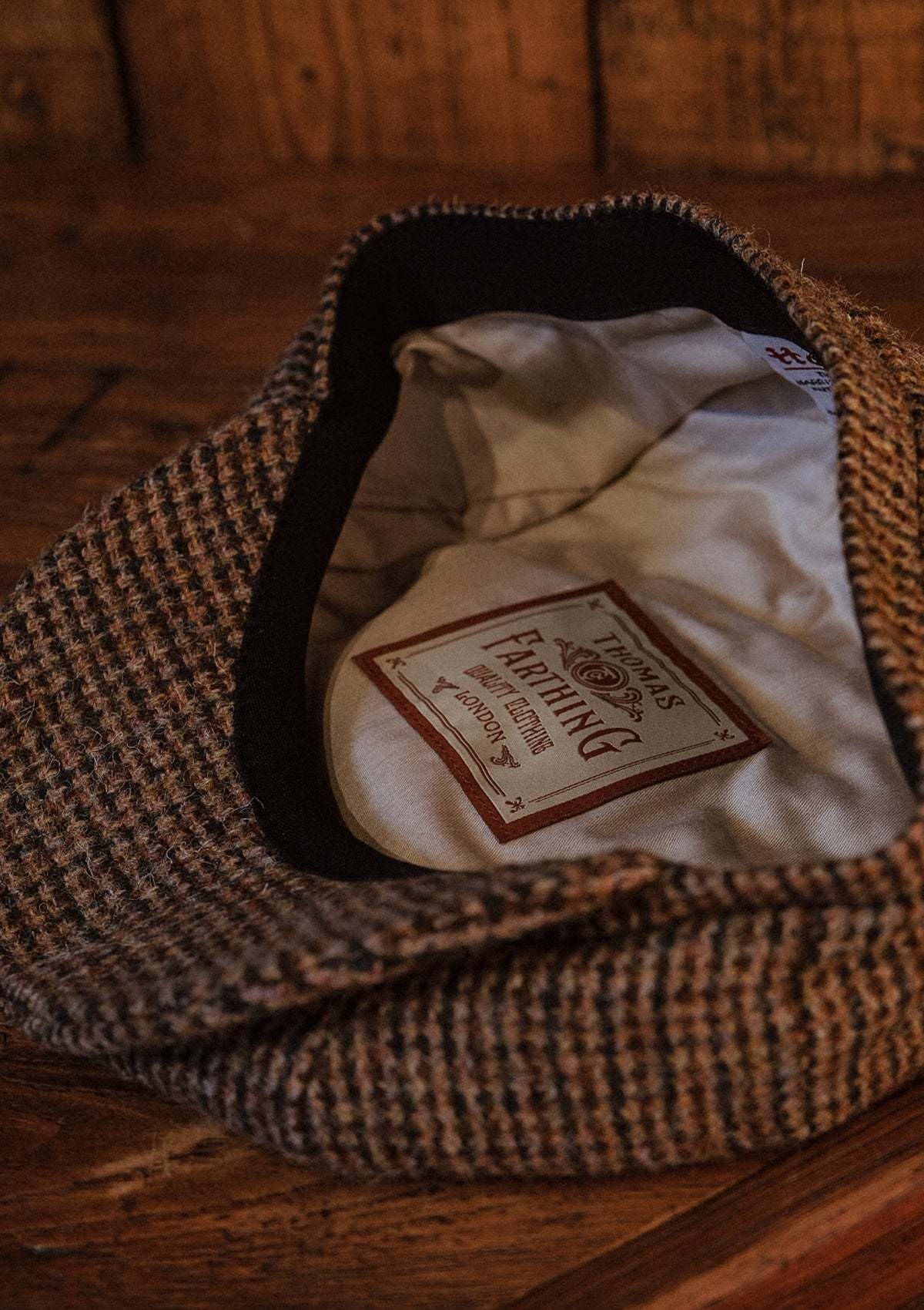 Ridgmount Baker Boy (Narrow Width) Pine Harris Tweed