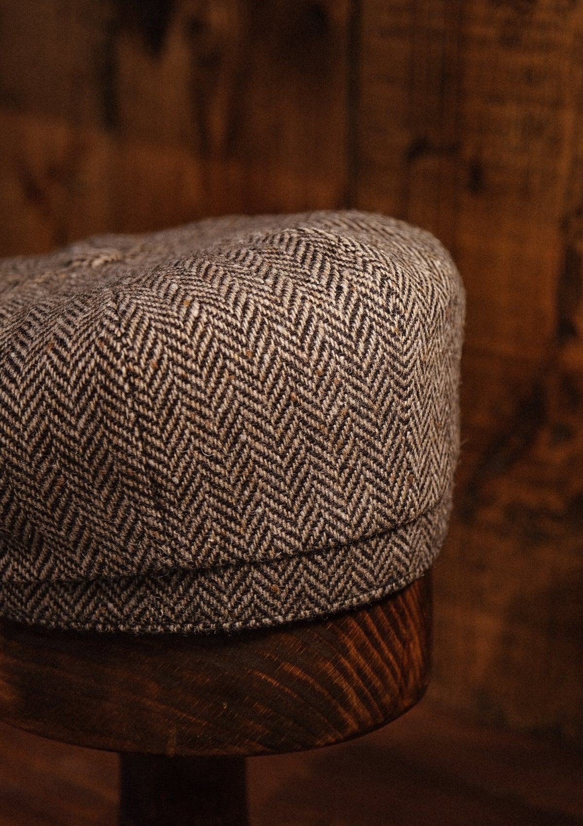 Ridgmount Baker Boy - (Narrow Width) Cream & Cocoa Herringbone Donegal Tweed