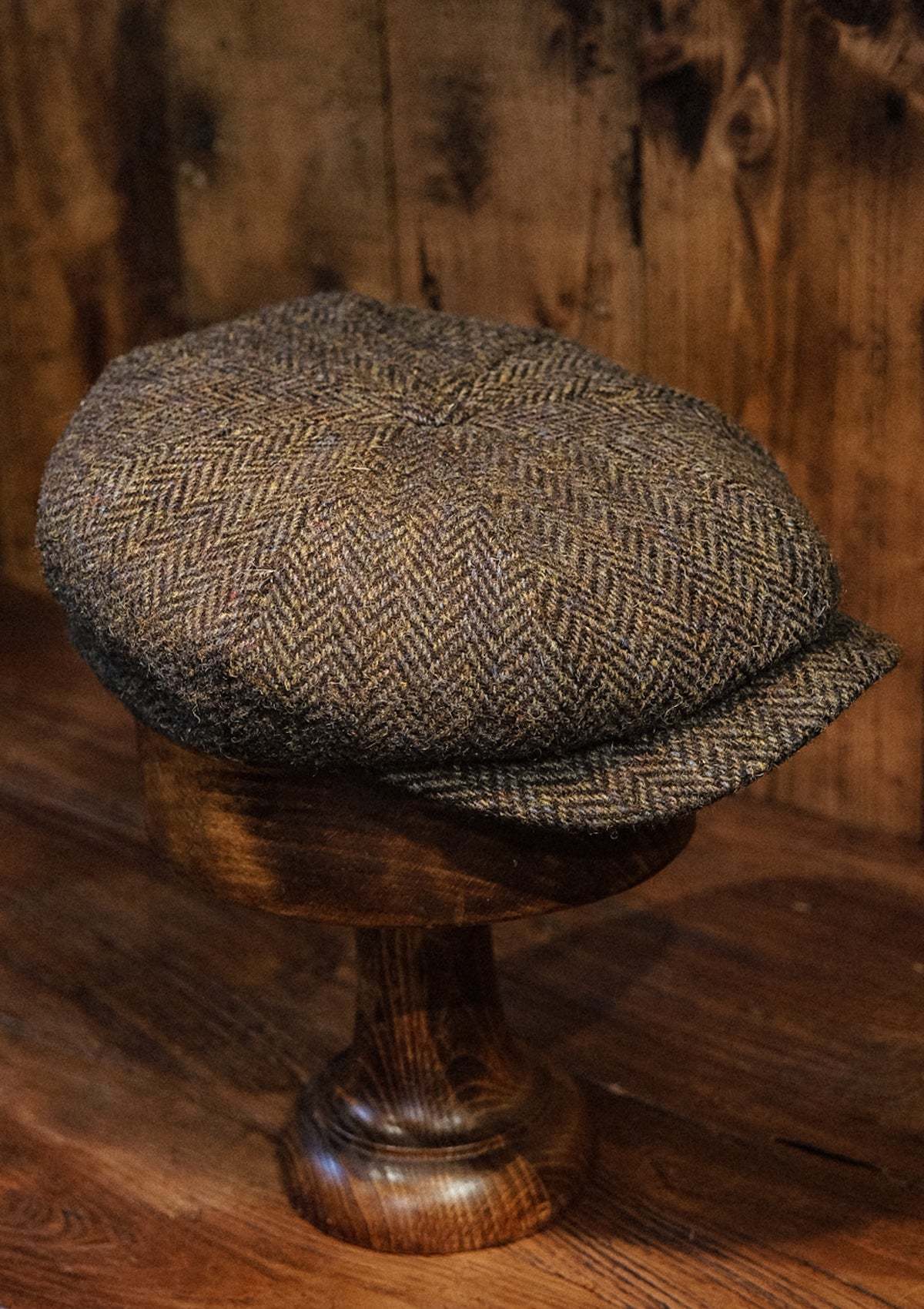 Ridgmount Baker Boy - (Narrow Width) Harris Tweed Green Herringbone