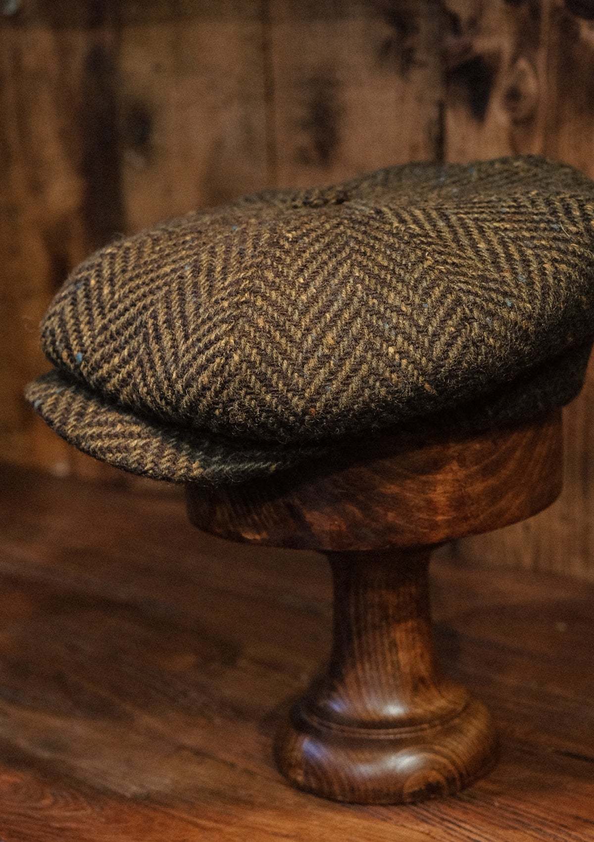 Stanton Baker Boy - (Wide Width) Donegal Tweed Green Herringbone