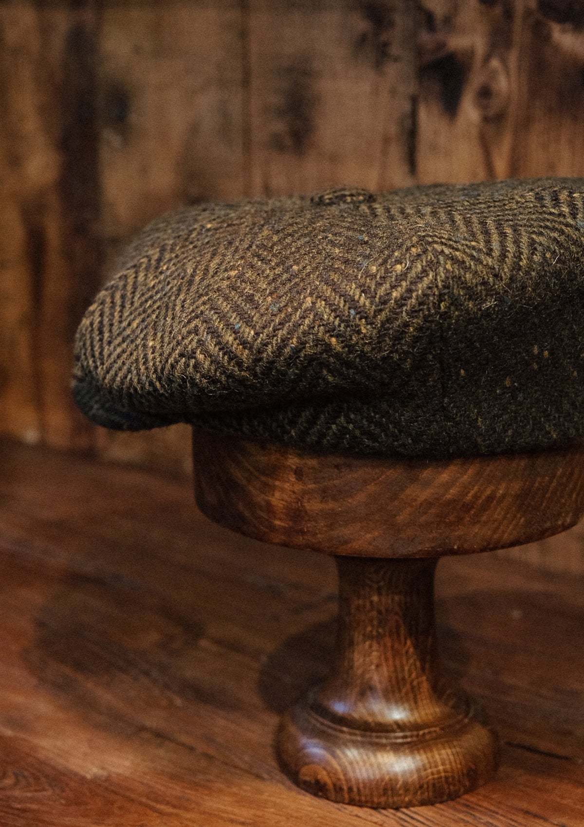 Stanton Baker Boy - (Wide Width) Donegal Tweed Green Herringbone