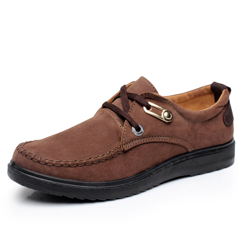 Men's Comfy Soft Leather Shoes with A Cozy Quilted Lining.