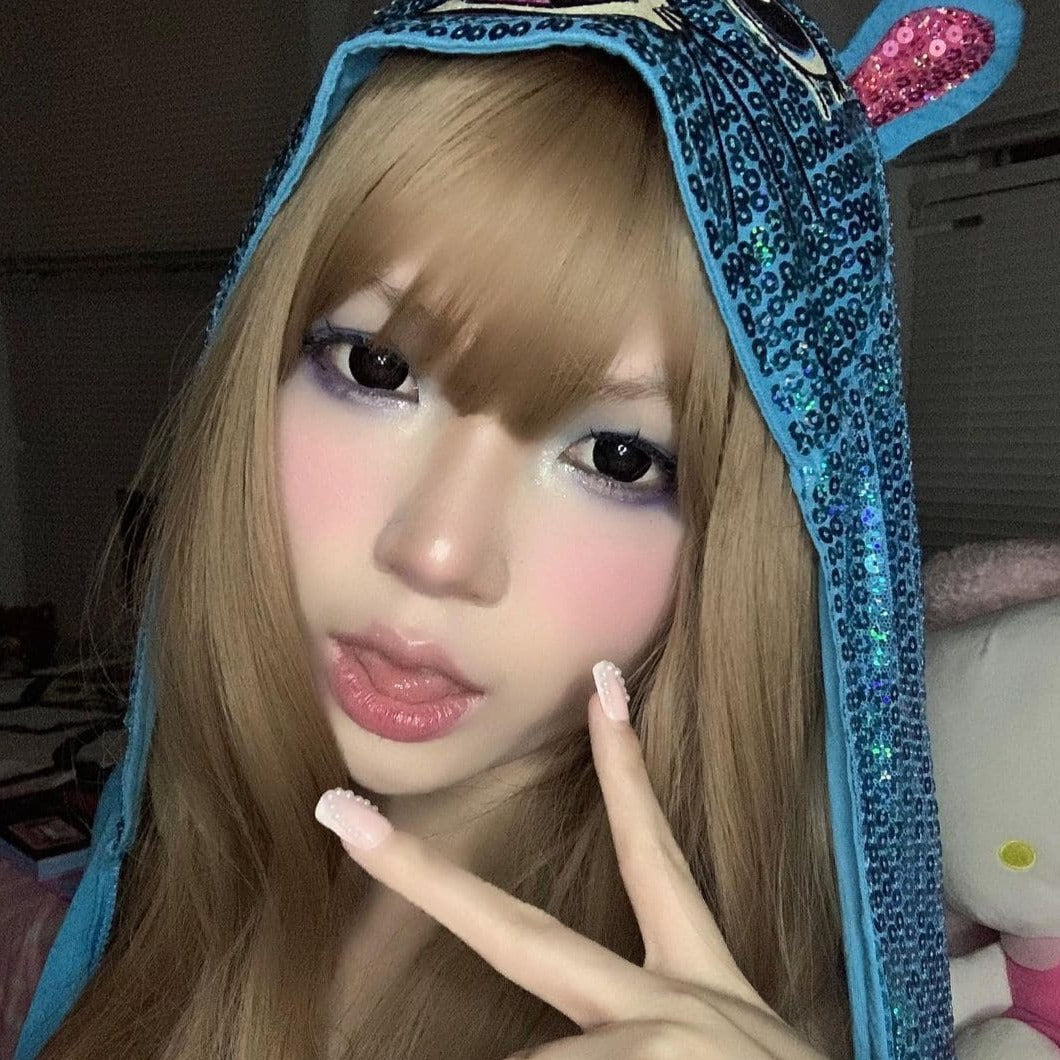 Linn's Sullen Doll Eye 17mm Mini Sclera Contact Lenses