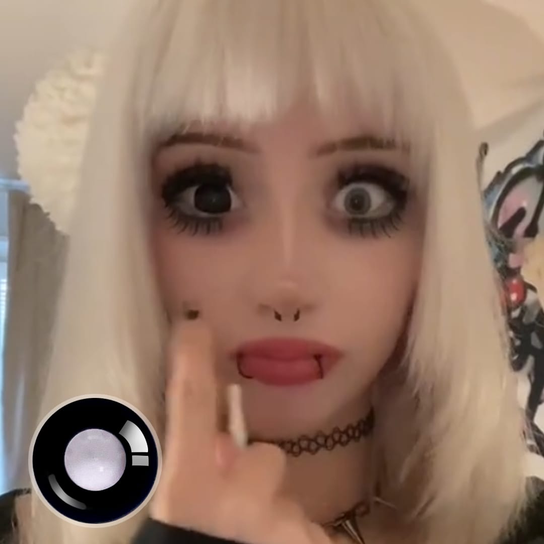 Linn's Dollie Darknight Black Contact Lenses