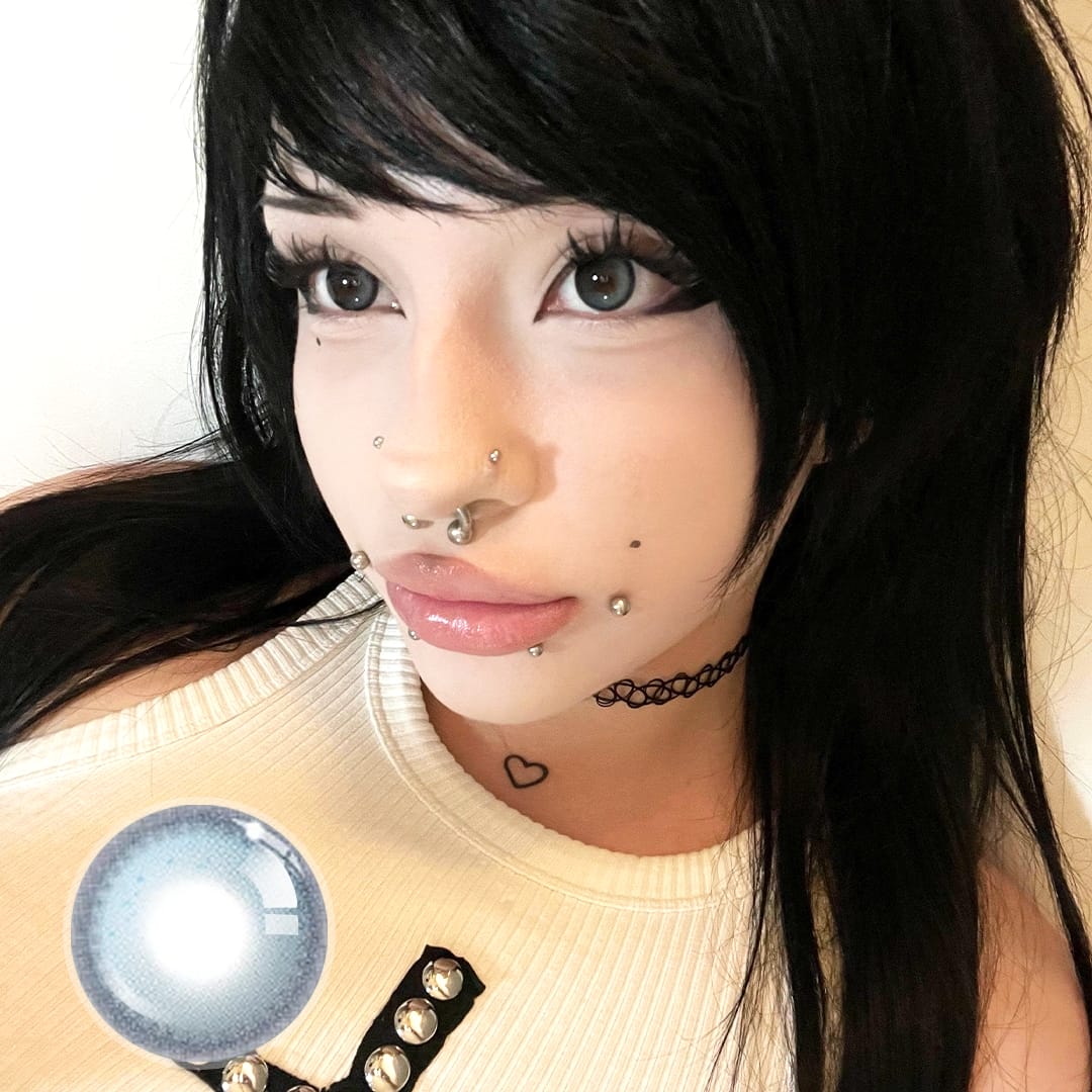Poopie's Airy Blue Contact Lenses