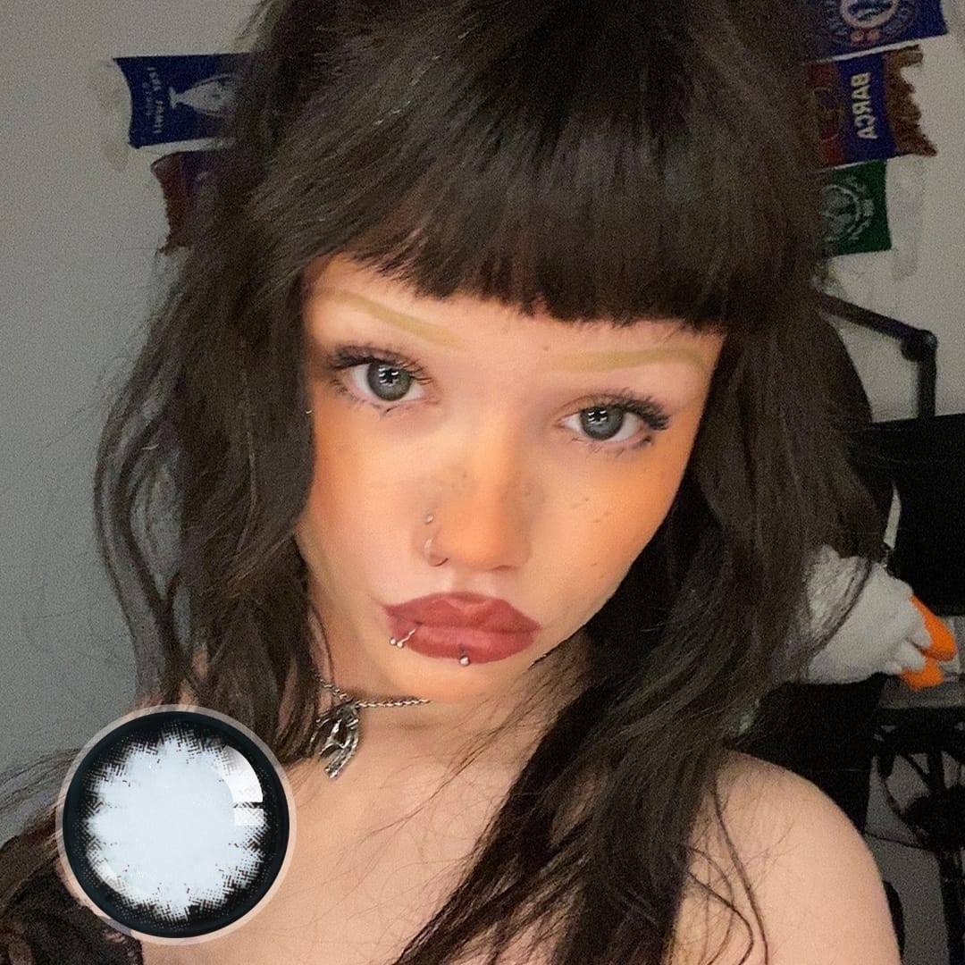 Brooklynboop's Edge Black Contact Lenses