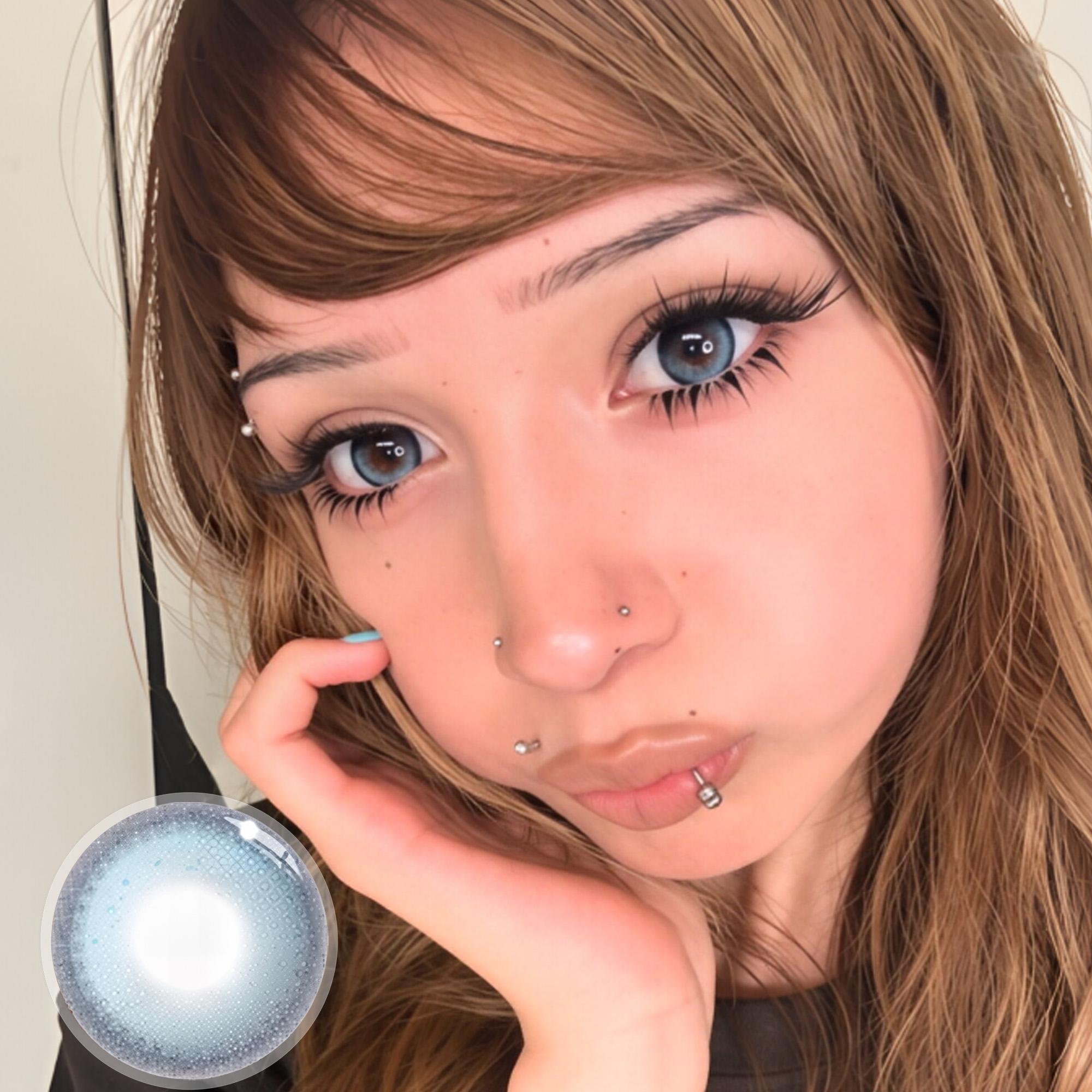 mel.__.melll X Airy Blue Contact Lenses