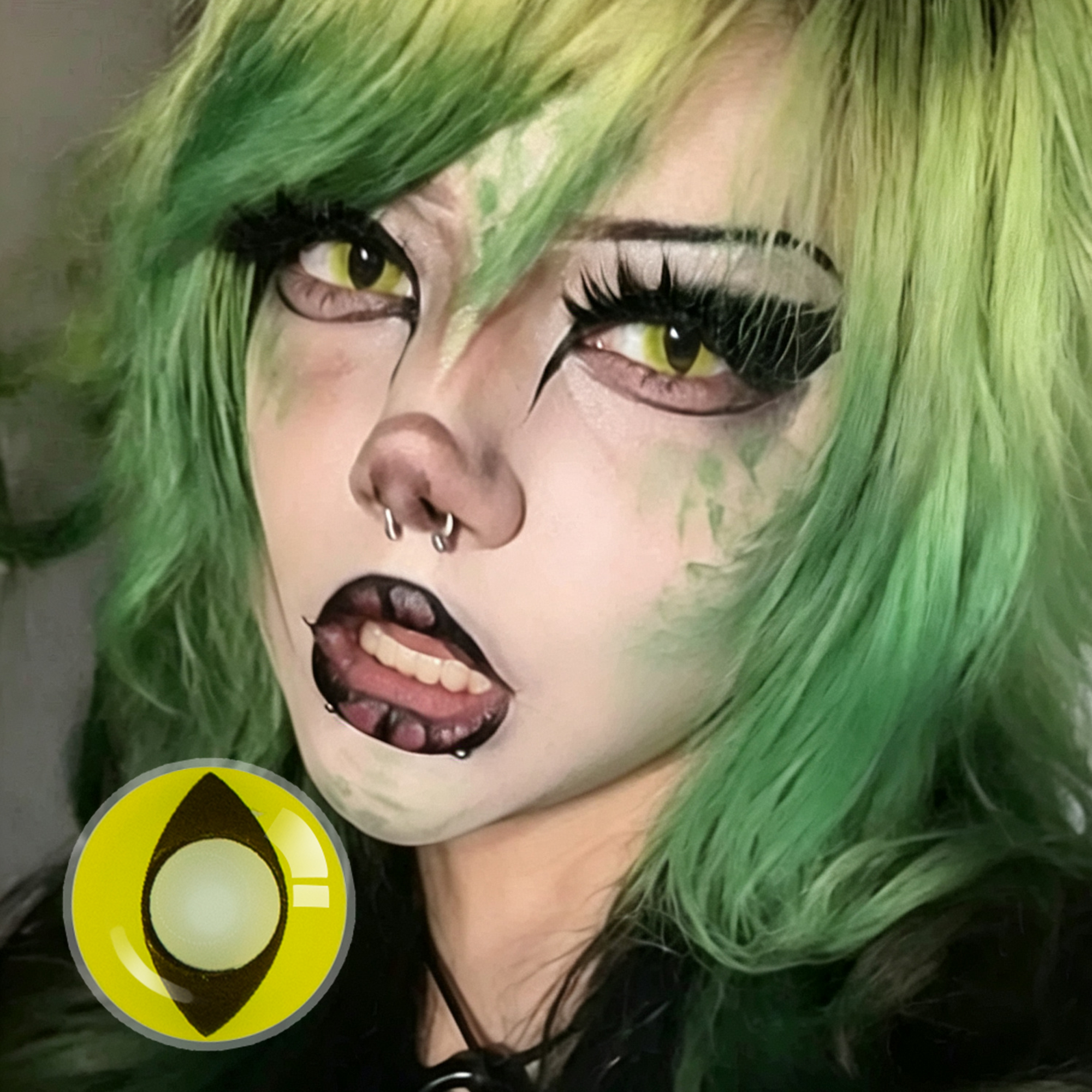 ayleensosleepyy X Reptile Glow | Enlarge | 1 Year